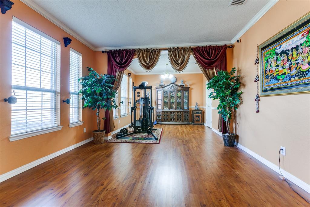 8133 Skyridge Drive