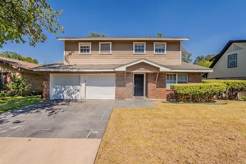 2309 E Mitchell Street Arlington TX 76010