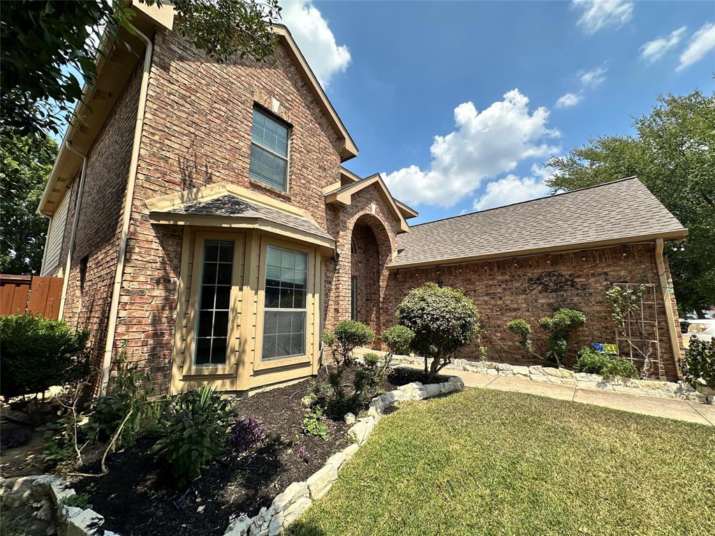 2832 Grandview Drive