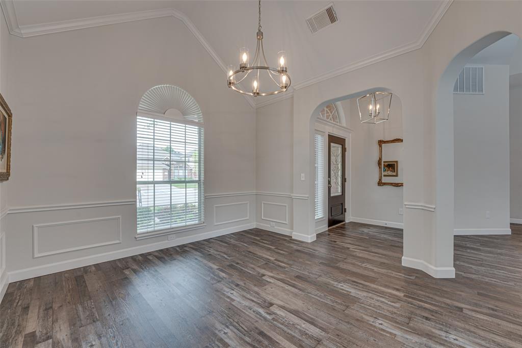 18728 Tall Oak Drive