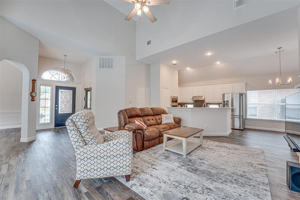 18728 Tall Oak Drive