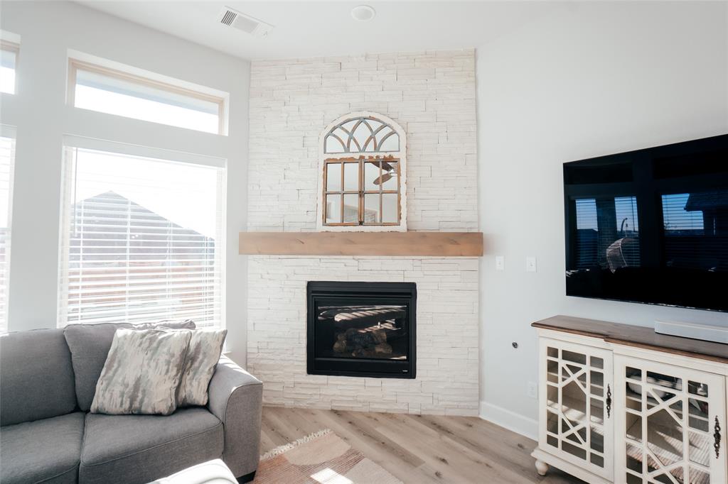 Ventana - Residential Lease