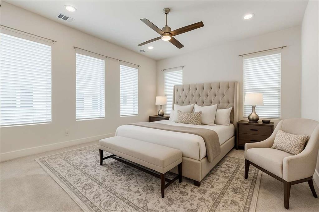 Thirty One Dallas Square #2 - Residential