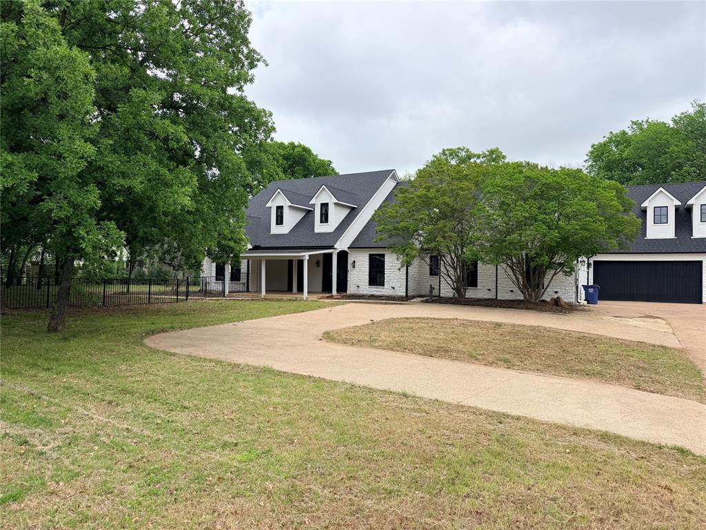 1505 N Carroll Avenue