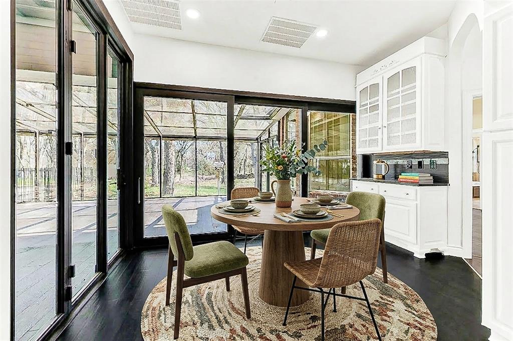 1505 N Carroll Avenue