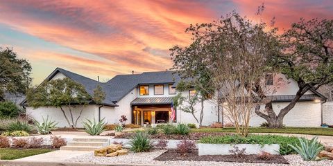 5929 Club Oaks Drive Dallas TX 75248