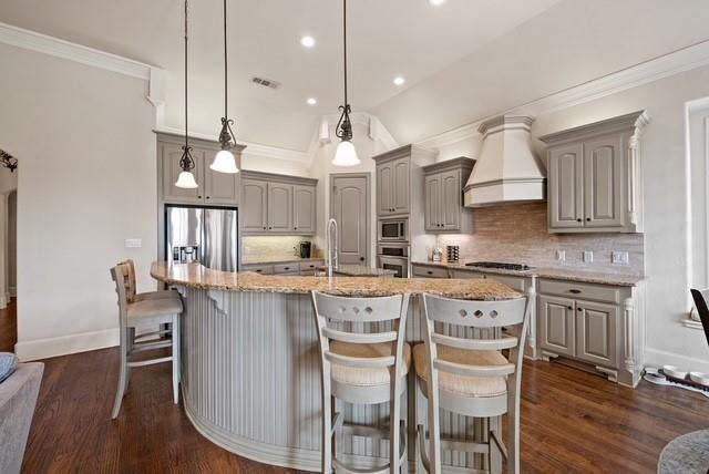 121 Montgomery Drive