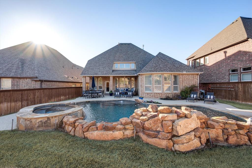 Villas Of Colleyville - Residential