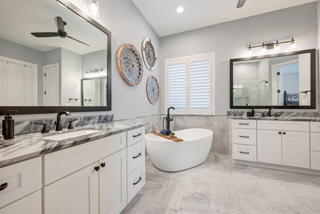 Villas Of Colleyville - Residential