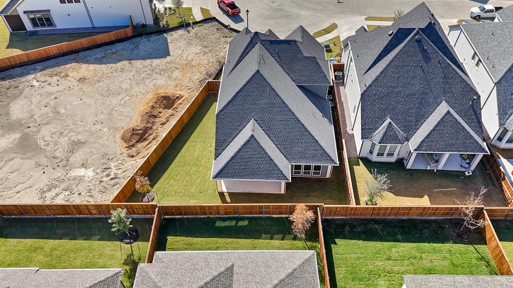 7404 Lilypad Lane