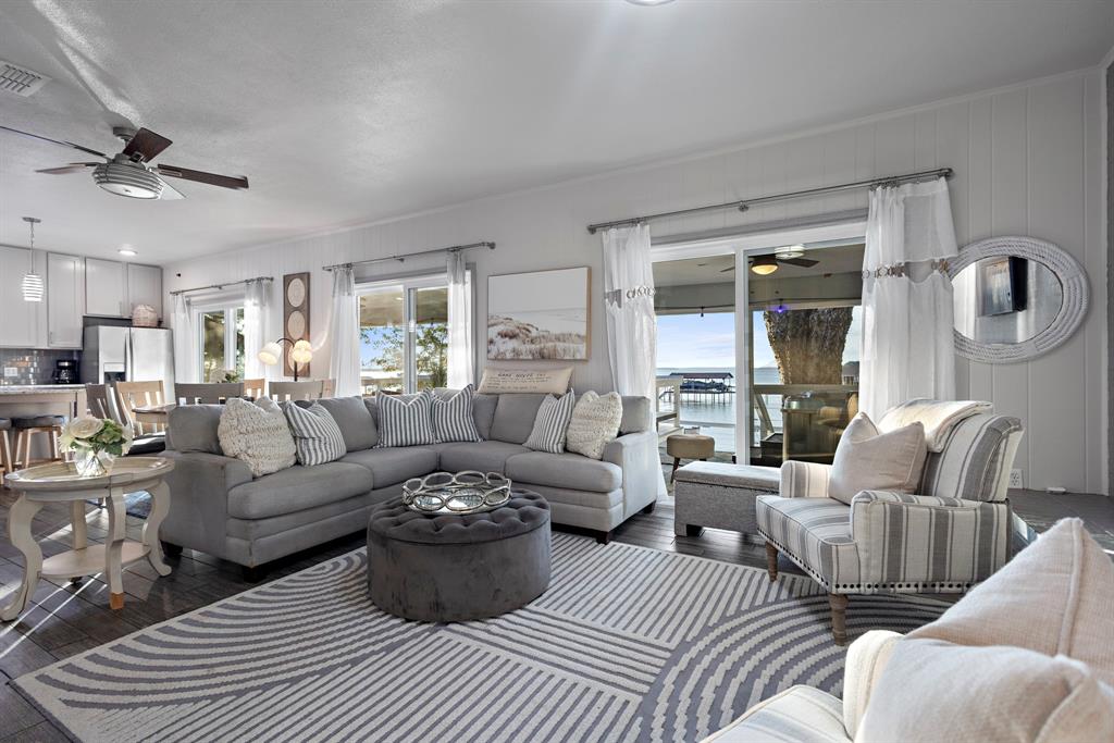 224 Harbor Drive
