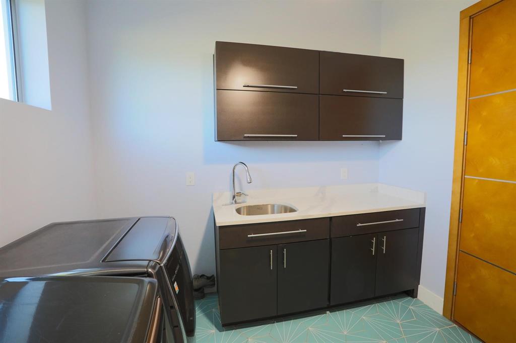 1719 Right Field Court