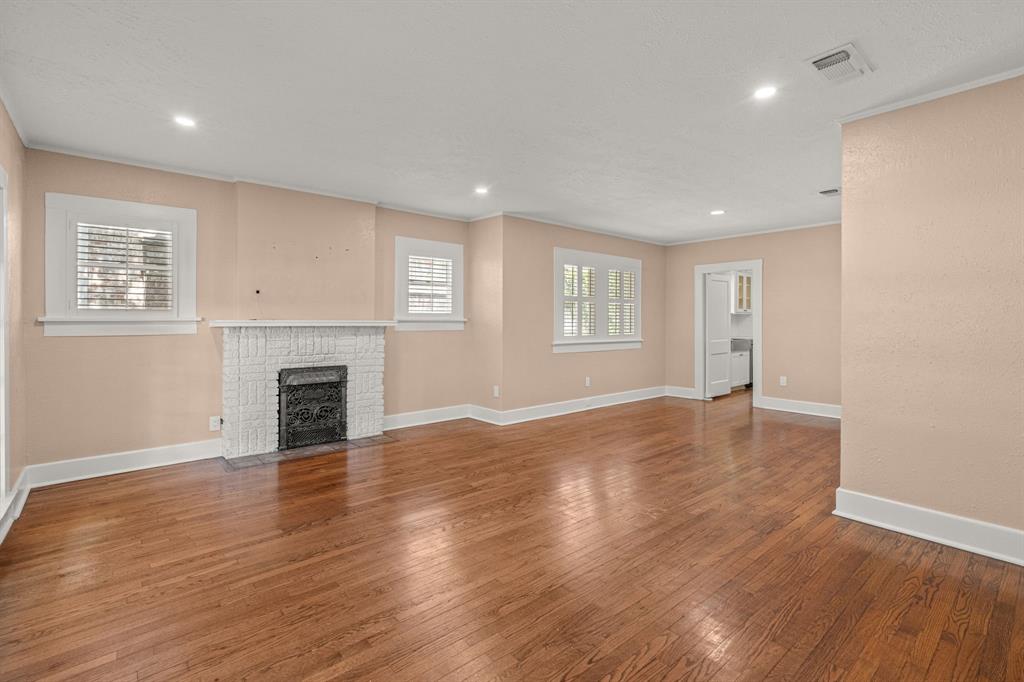 Mc Cart Add - Residential Lease