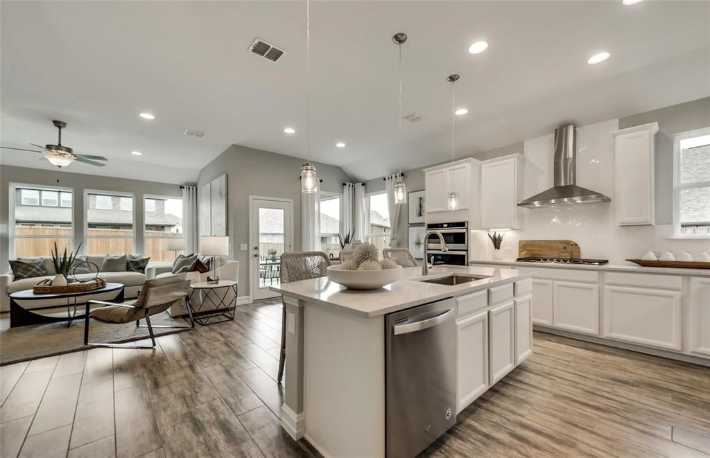 2816 southampton Drive