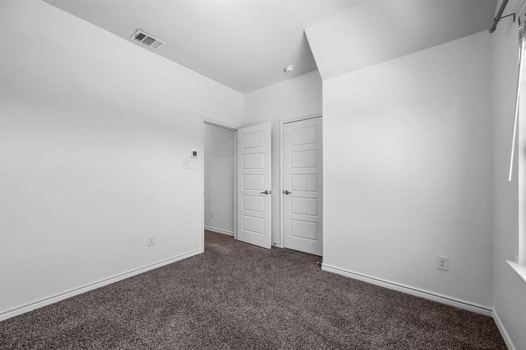 Valencia On The Lake - Residential Lease