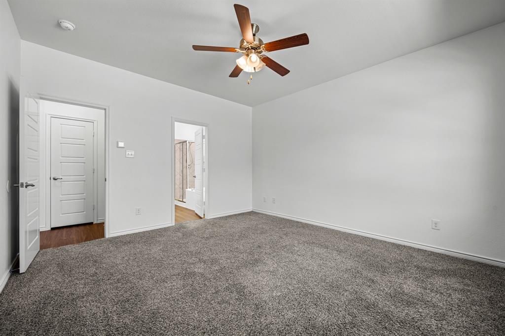 Valencia On The Lake - Residential Lease