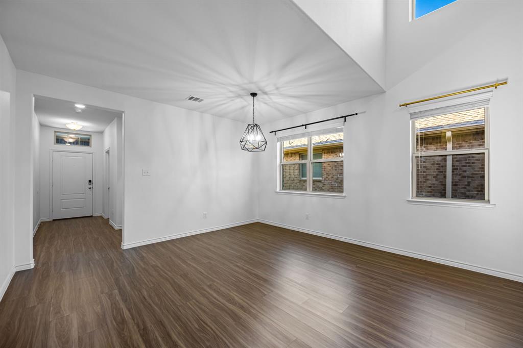 Valencia On The Lake - Residential Lease