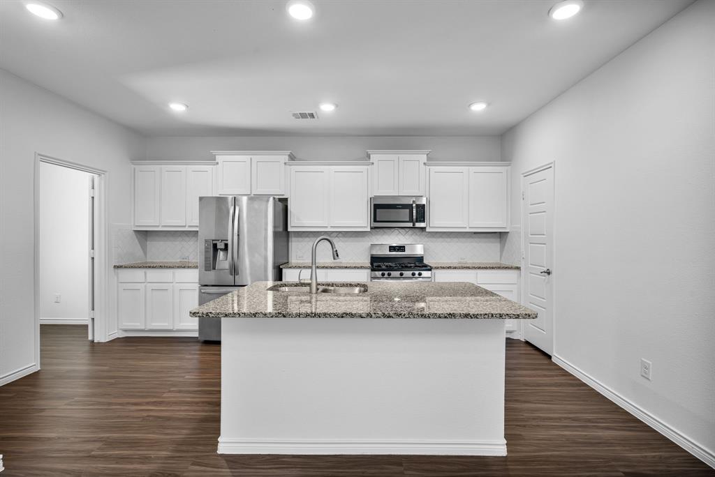 Valencia On The Lake - Residential Lease