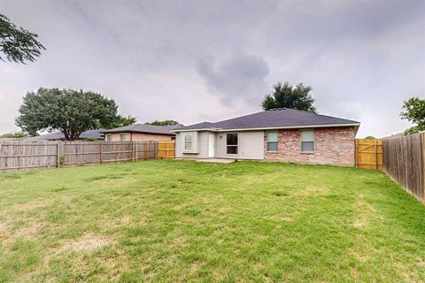 A home in Burleson