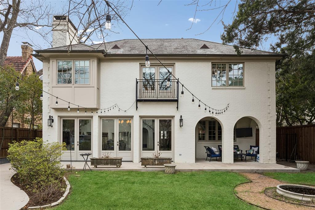 Country Club Estates - Residential