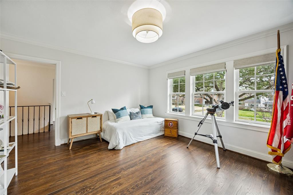 Country Club Estates - Residential