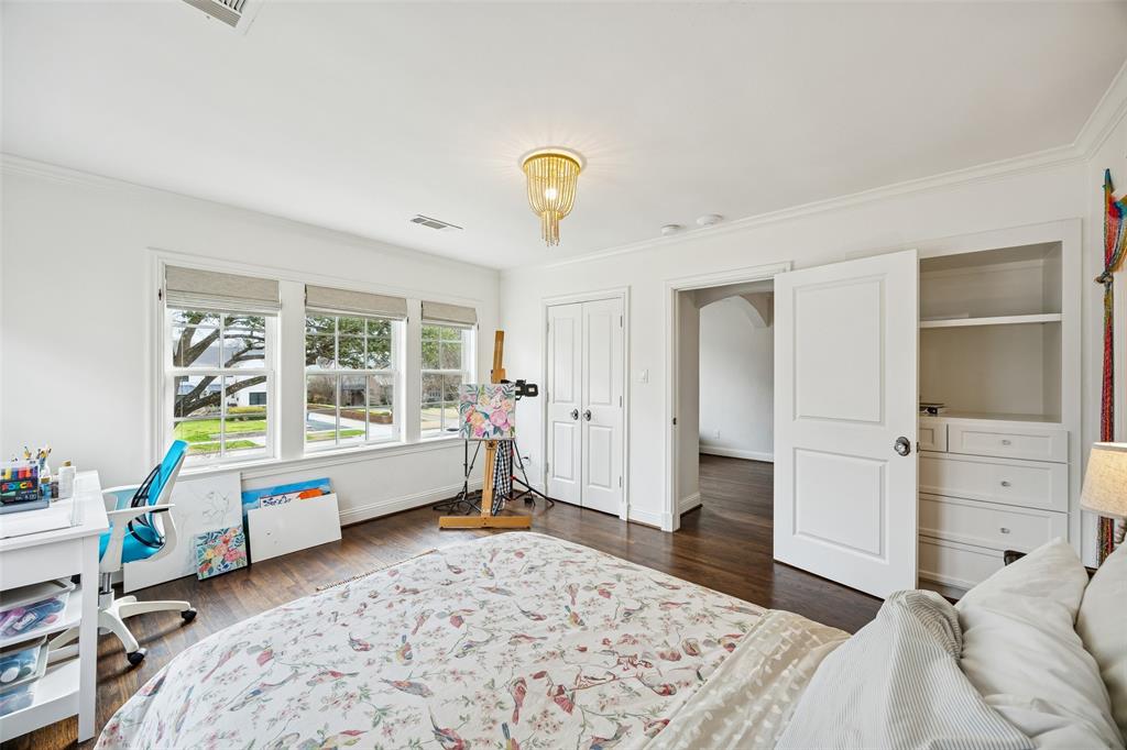 Country Club Estates - Residential