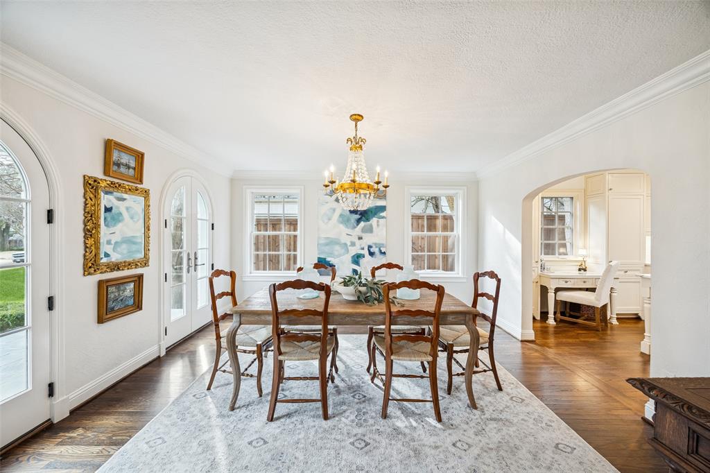 Country Club Estates - Residential