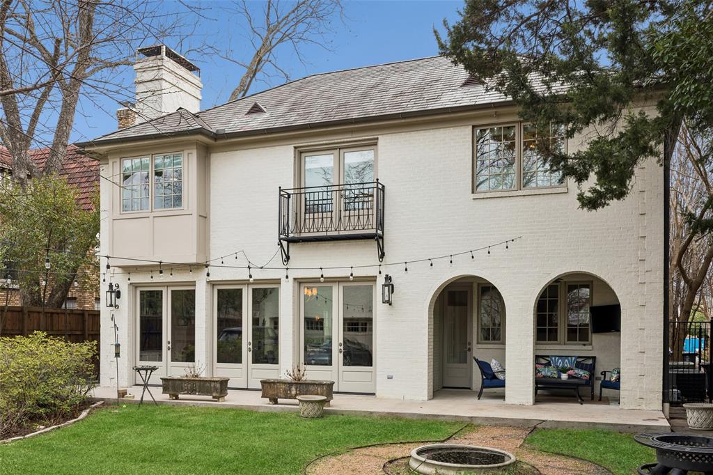 Country Club Estates - Residential