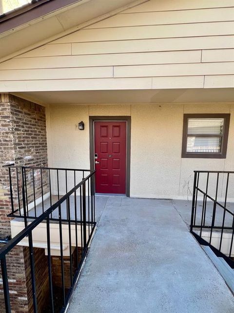 1810 N Garrett Avenue 217 Dallas TX 75206