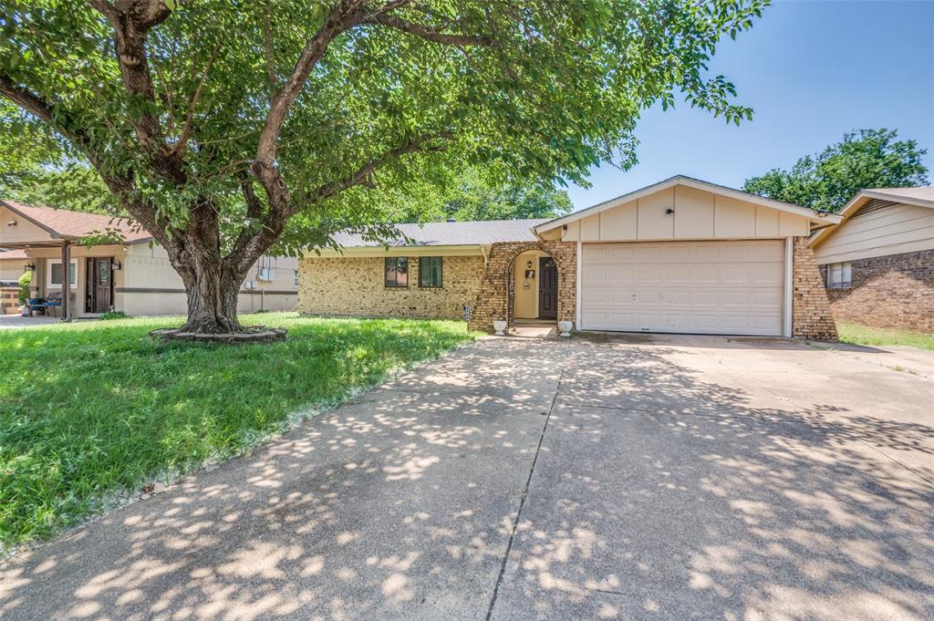 1709 Meadow Valley