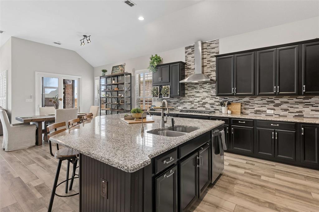 2604 Walnut Creek Lane