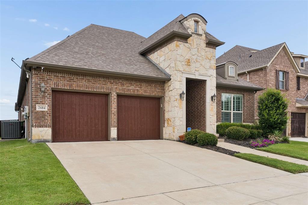 2604 Walnut Creek Lane