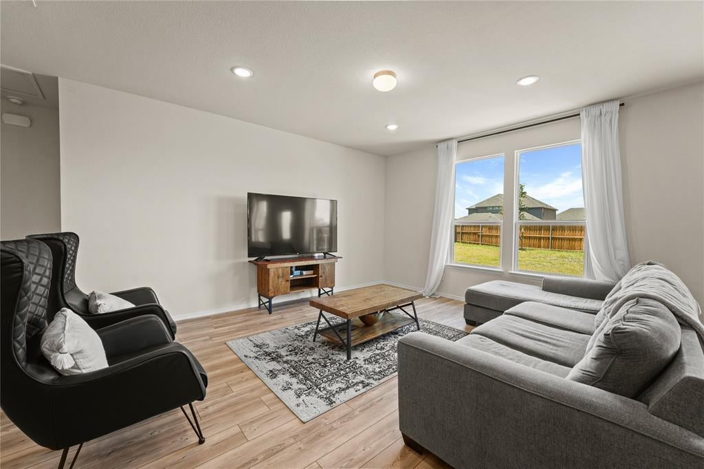 596 Yucca Court