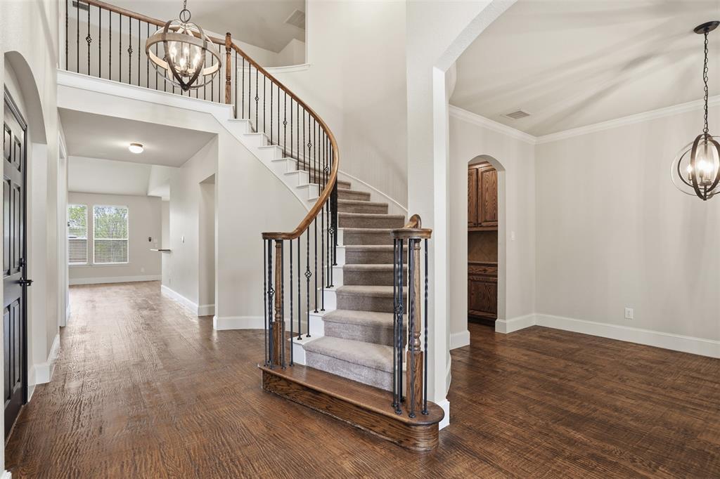 2013 Chessington Lane