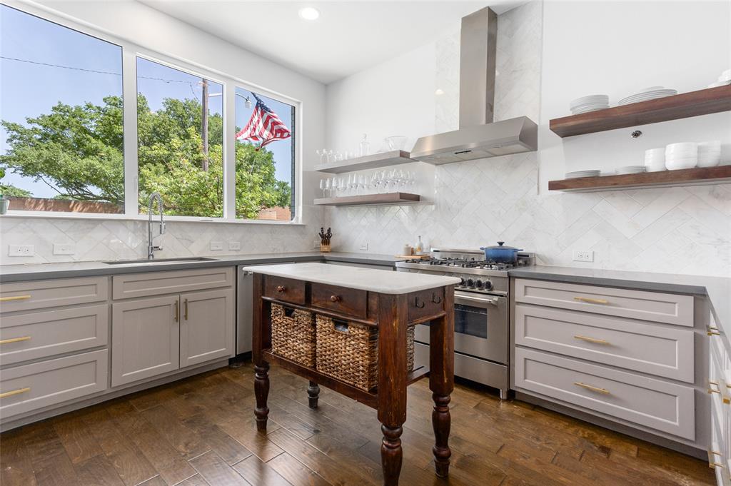 Queensborough Heights Add - Residential