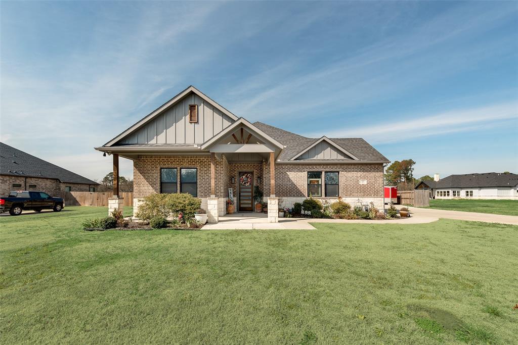 Wyatt Cox Estate - Residential