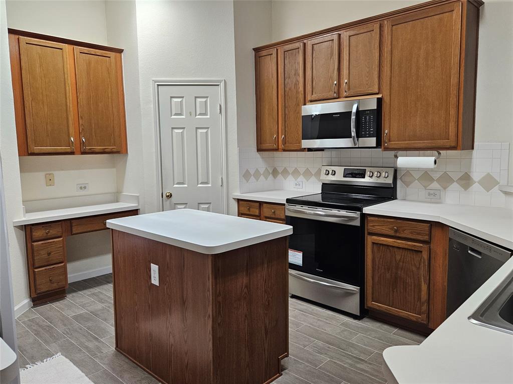 Cambridge Meadow Estates - Residential Lease