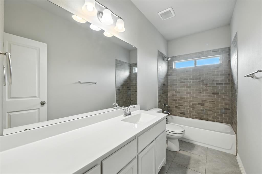 Prominence Square Ph Iia - Residential Lease