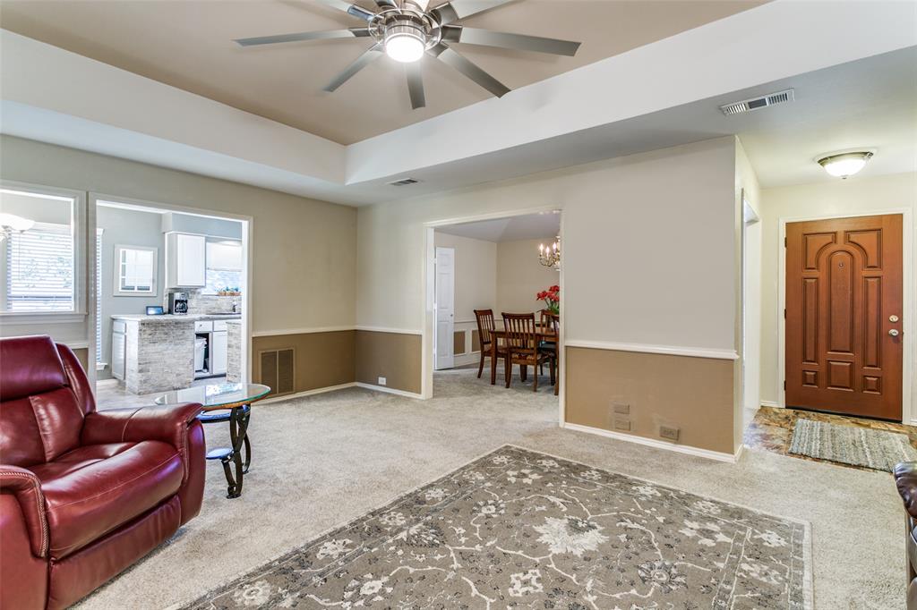 1508 Donna Lane