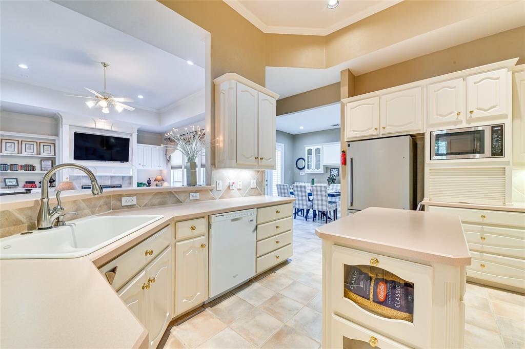 2116 Ironside Drive
