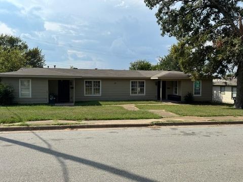 29 Macarthur Drive Denison TX 75020