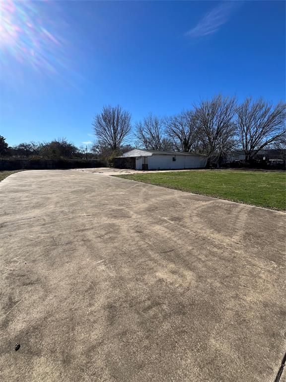 5212 Mansfield Highway