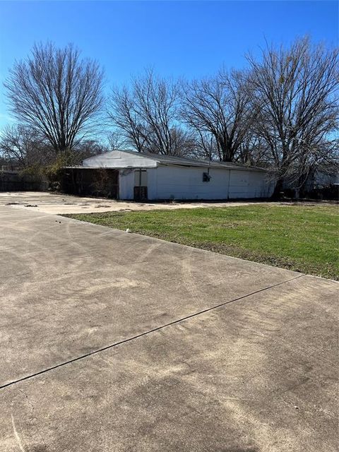5212 Mansfield Highway Forest Hill TX 76119