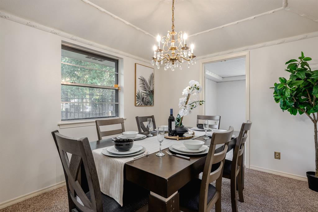 5949 Hunters View Lane