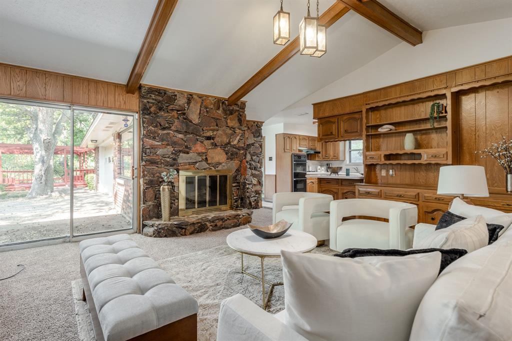 5949 Hunters View Lane