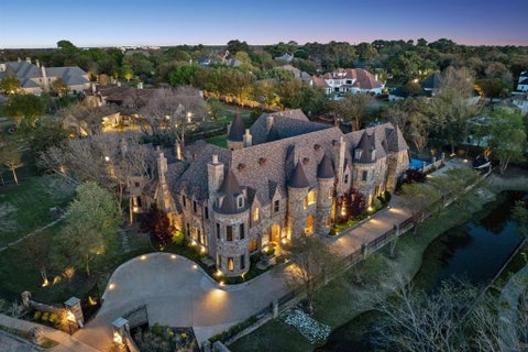 Photo of 1161 La Mirada, Southlake, TX 76092 (MLS # 21313907)