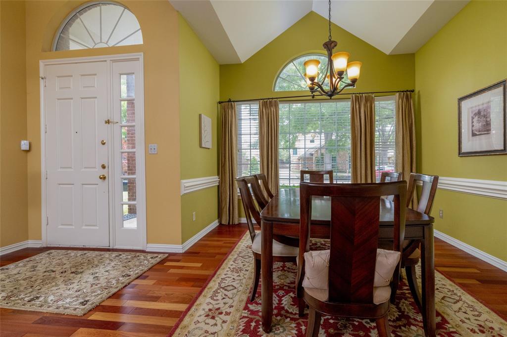 Woodland Hills Colleyville - Residential