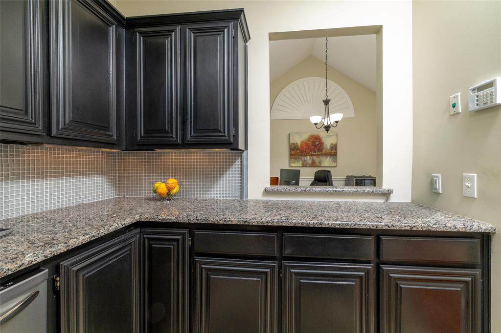 Woodland Hills Colleyville - Residential