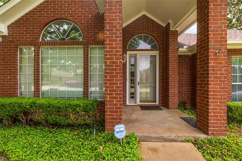 Woodland Hills Colleyville - Residential