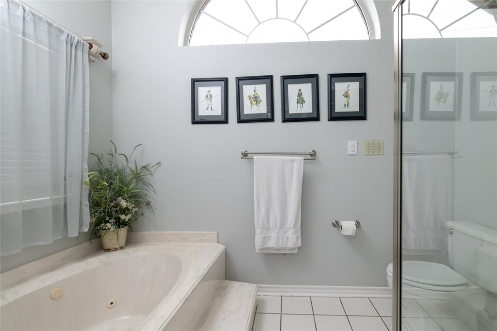 Woodland Hills Colleyville - Residential